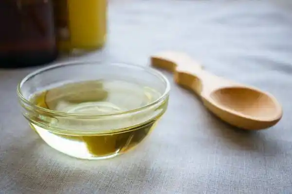 甘油的主要功效和用途是什么？